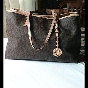 Michael Kors LG tote shoulder bag